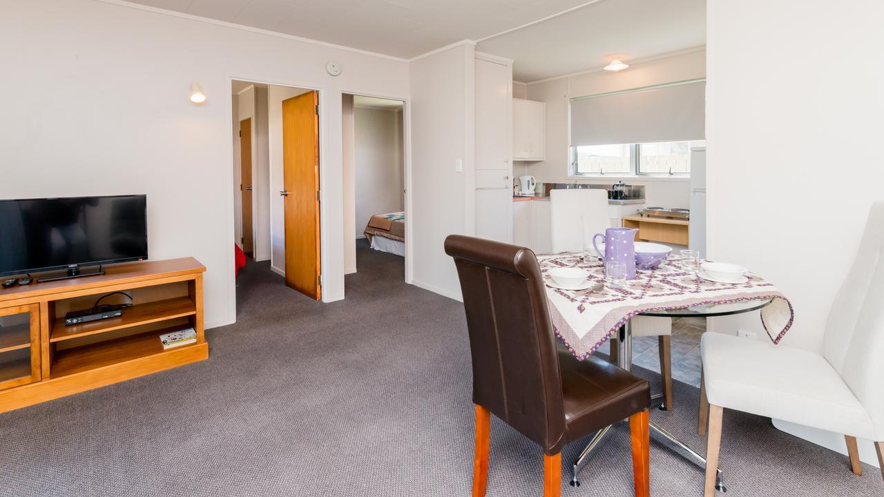 Waitangi Beach Units Extérieur photo
