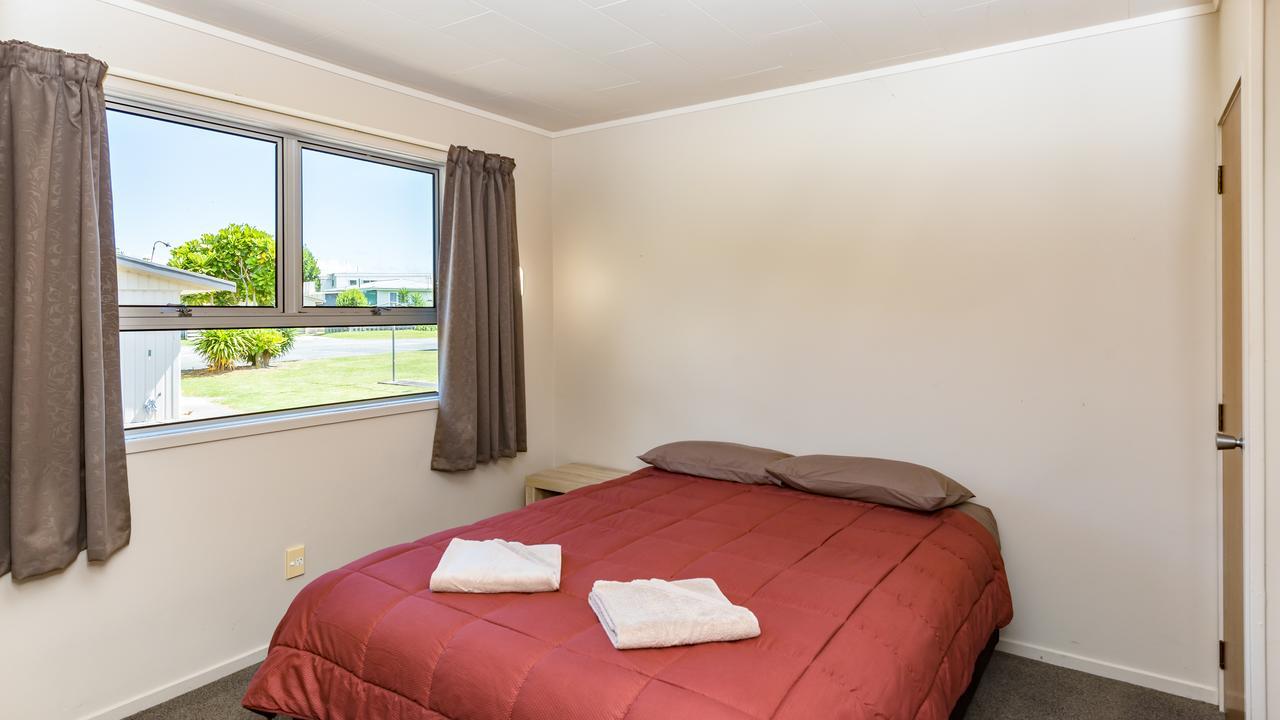 Waitangi Beach Units Extérieur photo