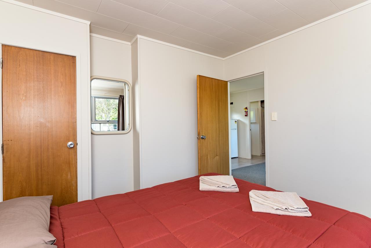 Waitangi Beach Units Extérieur photo