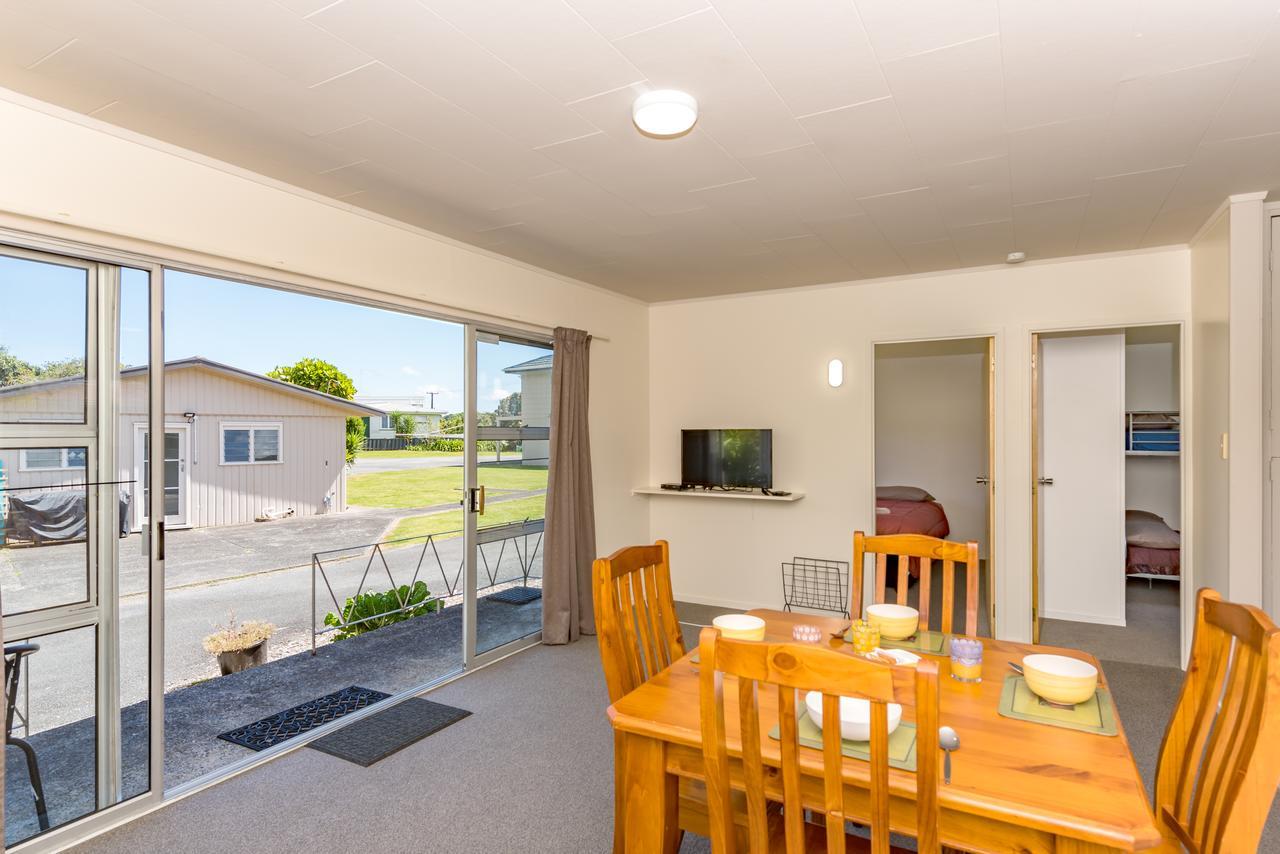 Waitangi Beach Units Extérieur photo